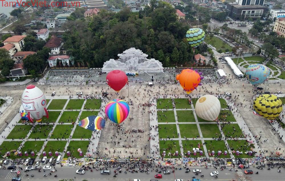Quảng trường Nguyễn Tất Thành Tuyên Quang có gì chơi?