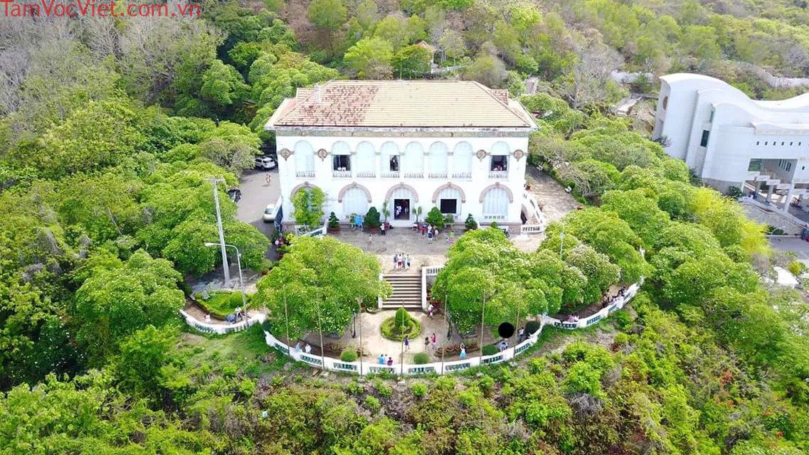 Bạch Dinh – Wikipedia tiếng Việt