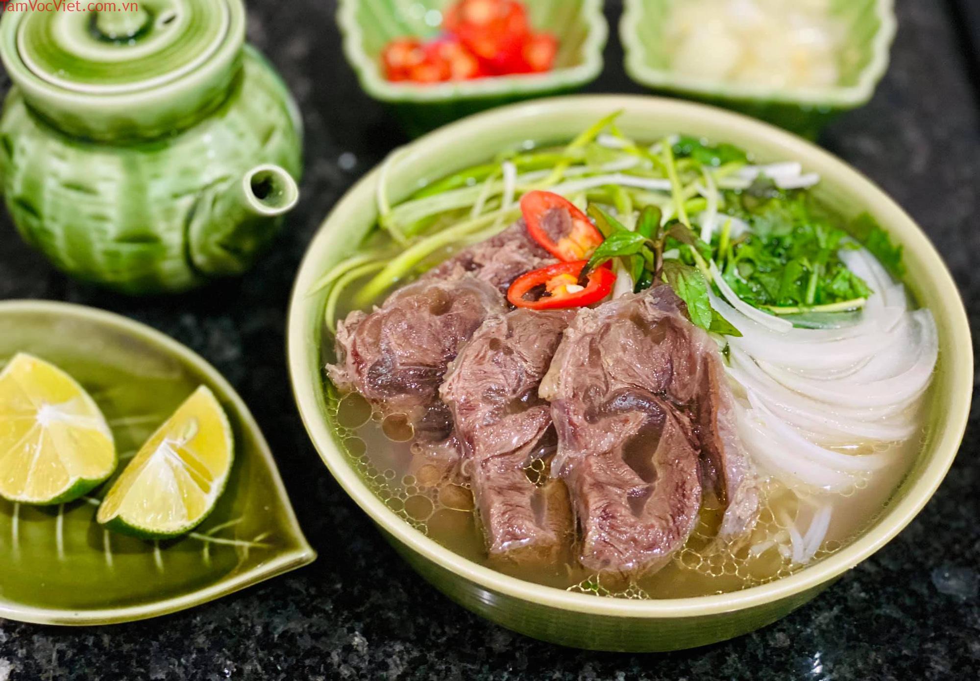 Lưu gấp 15 quán phở bò Hà Nội ngon trứ danh, nổi tiếng đất kinh kỳ – VinWonders