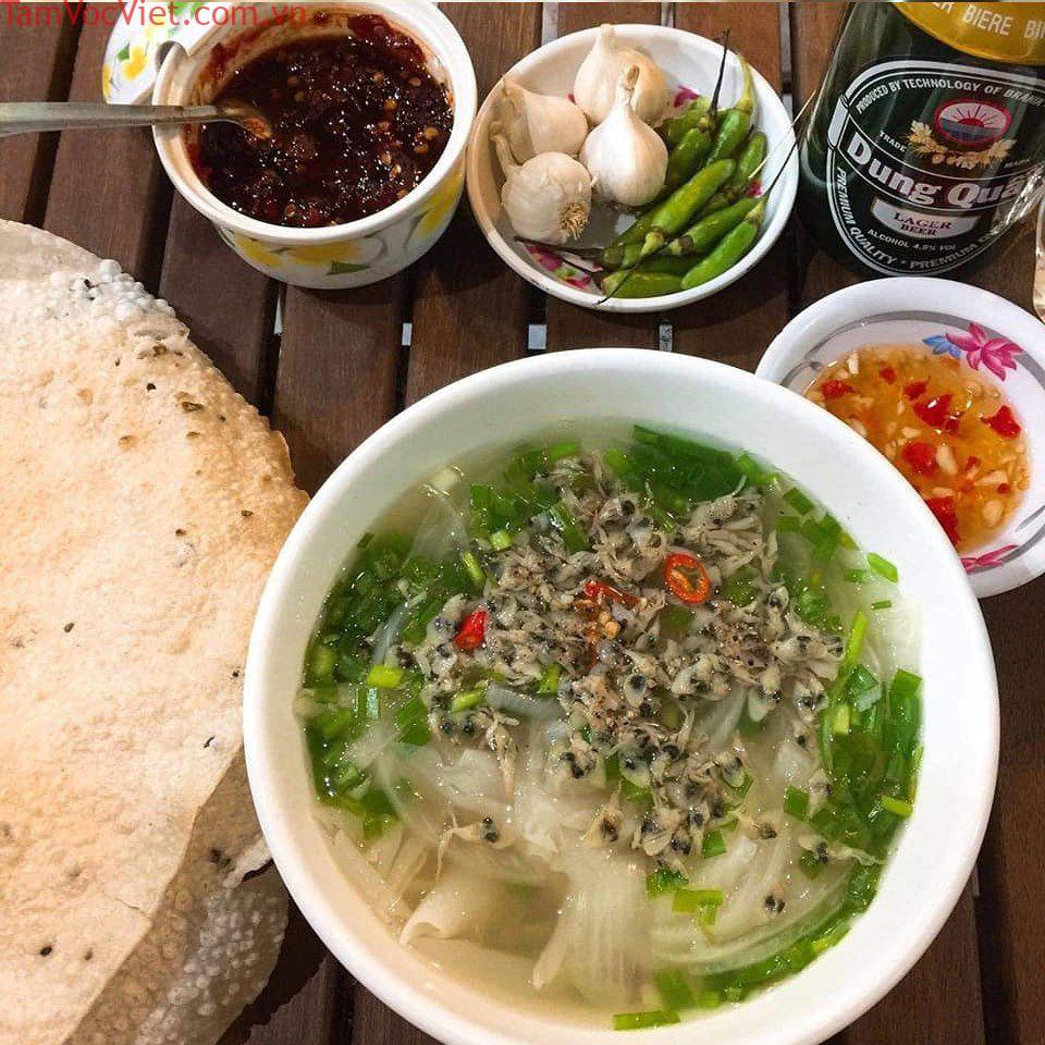 Top 10 món đặc sản Quảng Ngãi siêu hấp dẫn phải thử qua - iVIVU.com