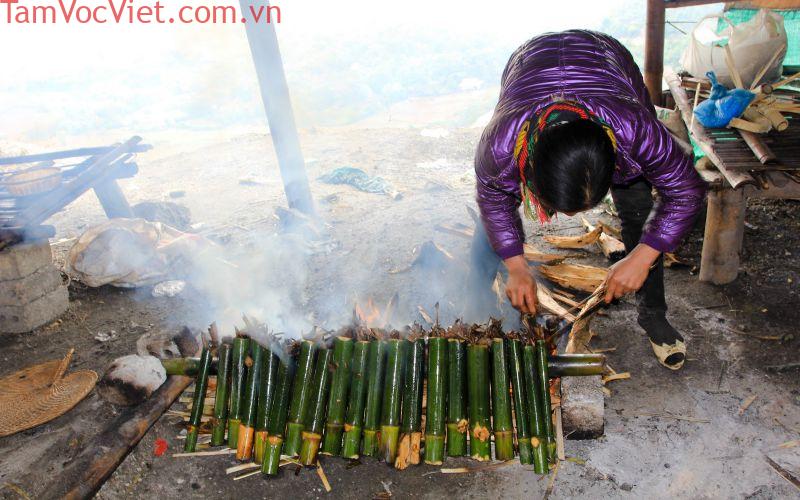 Cách làm cơm lam ống tre, ngon chuẩn vị núi rừng Tây Bắc