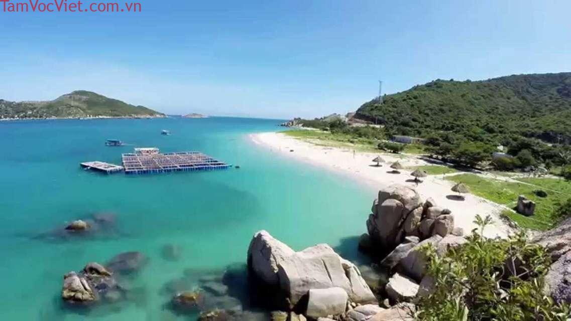 Bãi Kinh Ninh Thuận - Vẻ đẹp trong xanh và yên bình