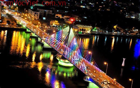 Cầu sông Hàn niềm tự hào của người dân thành phố Đà Nẵng - Vntrip.vn
