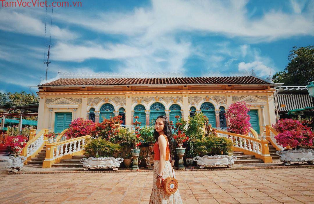Mới Nhất] Giá Vé Nhà Cổ Bình Thủy Cần Thơ - Mang Đậm Dấu Ấn Đông Tây Kết Hợp