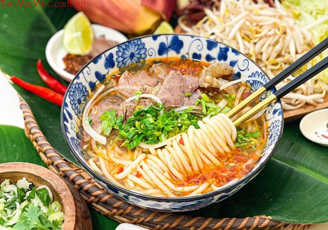 Bún bò huế - 'Nàng thơ' của ẩm thực cố đô
