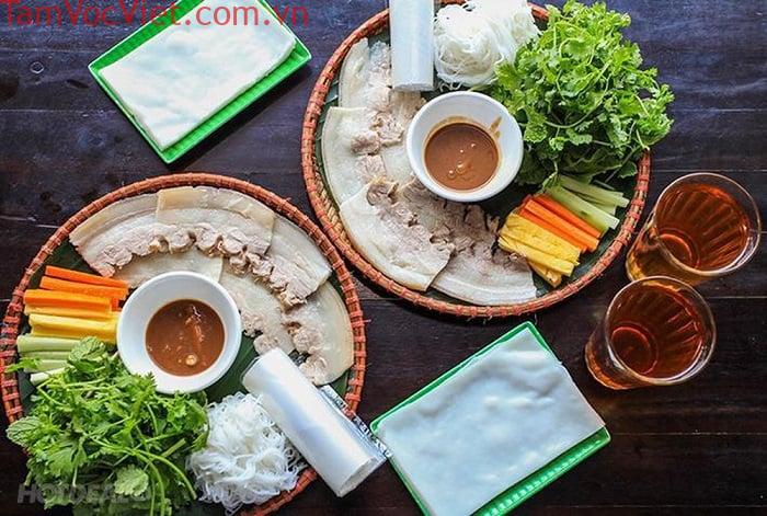 bánh tráng cuốn thịt heo