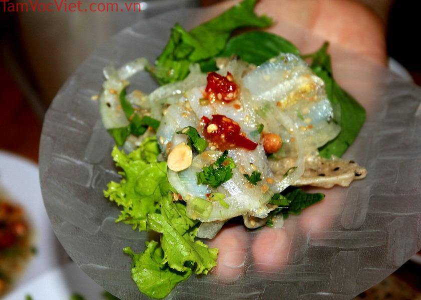 Gỏi cá mai Phan Thiết Món gỏi cá mai ở quán Tuấn Thảo 180 được nhiều thực khách yêu thích