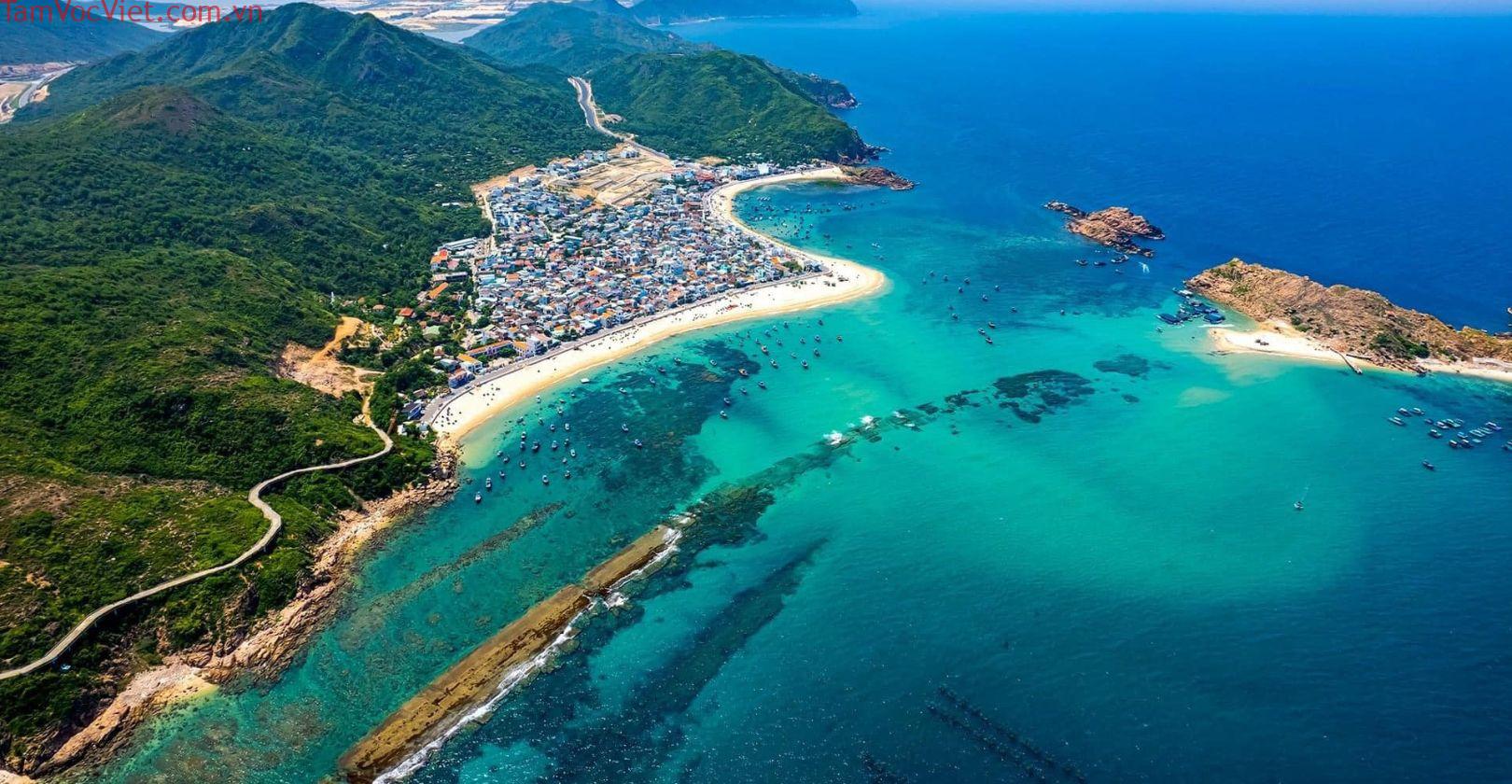 Hòn Khô Quy Nhơn: Trải Nghiệm Vẻ Đẹp Biển Đảo Yên Bình - Tropical Trip