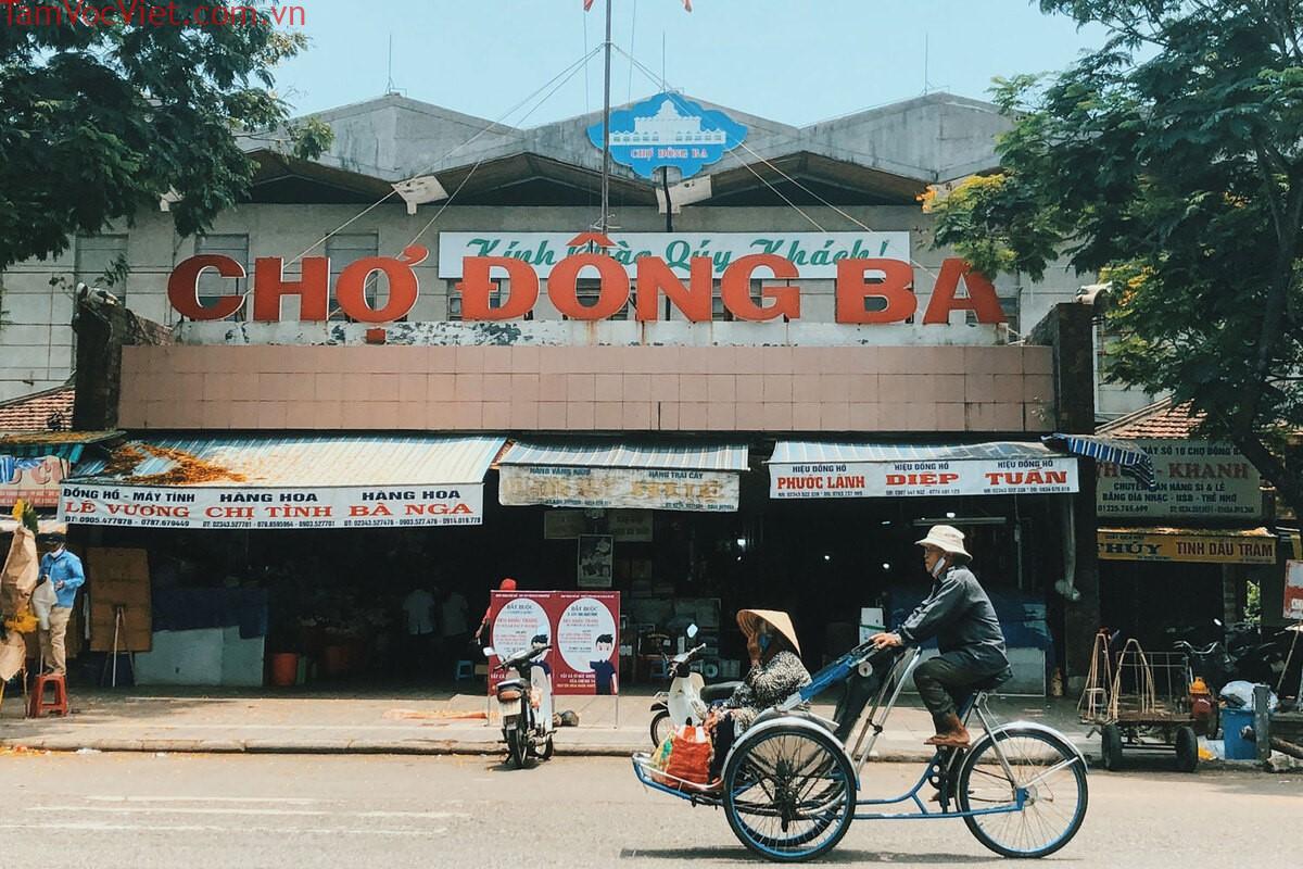 7. Chợ Đông Ba