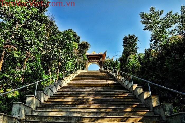 Tour Đà Nẵng – Thiền Viện Trúc Lâm Bạch Mã 1 Ngày