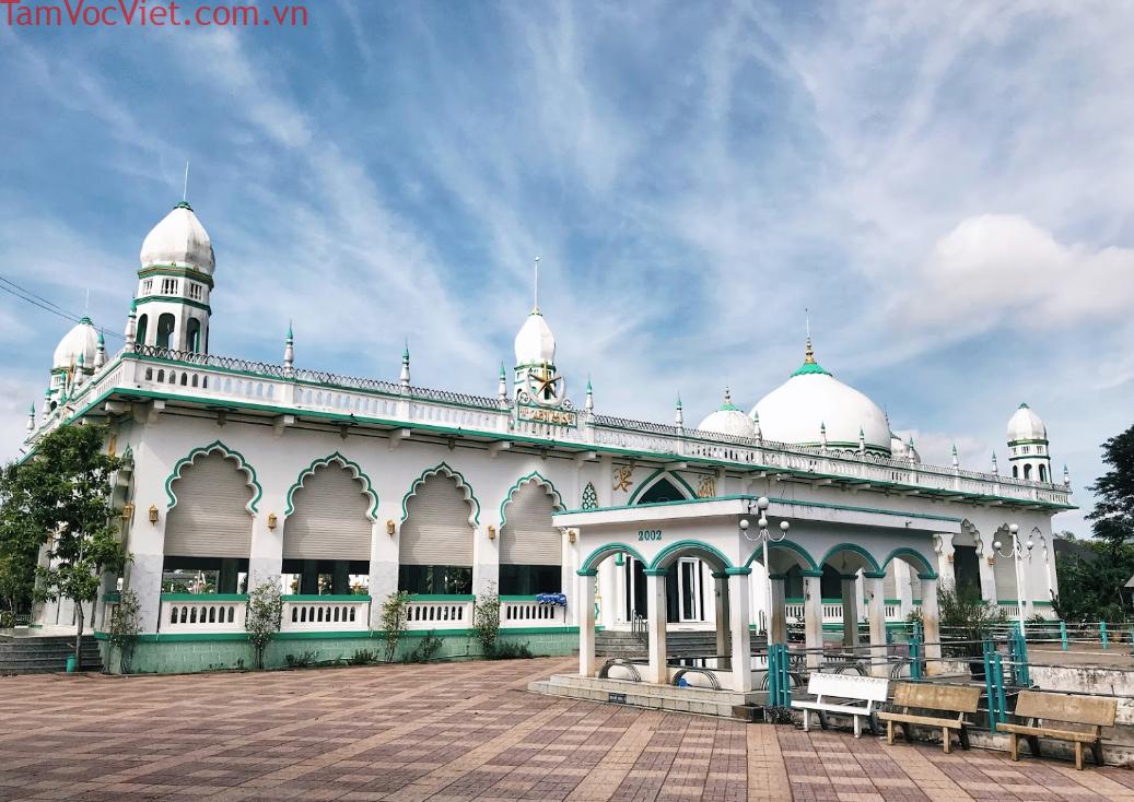 Thánh đường Hồi Giáo Jamiul Azhar - Thánh đường tuyệt đẹp ở An Giang
