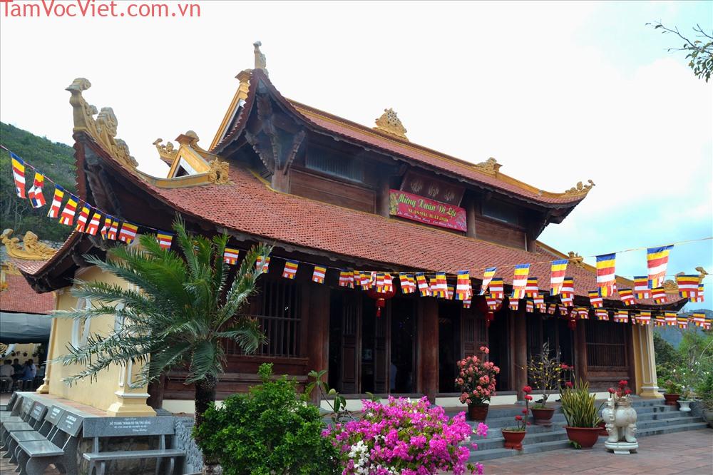 Chùa Núi Một – Chốn bồng lai tiên cảnh