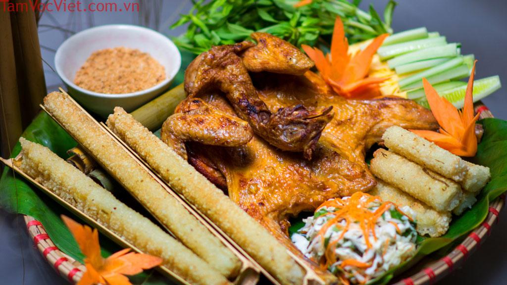Khám Phá 14 địa điểm Gà Nướng Cơm Lam Buôn Ma Thuột Siêu Ngon