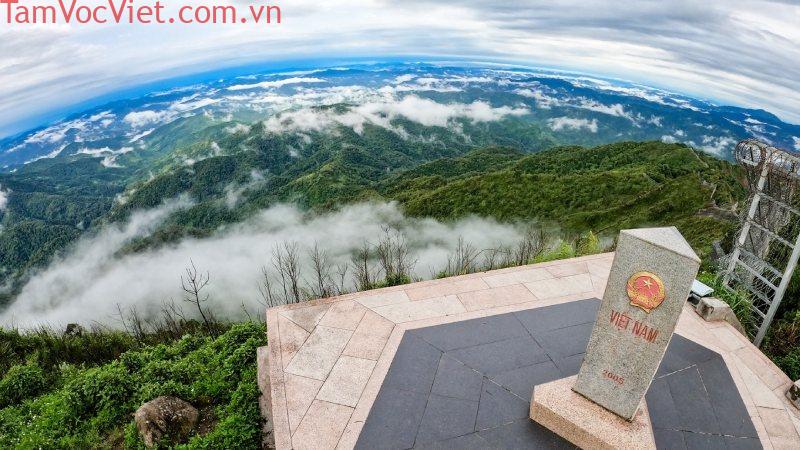 Trọn bộ bí kíp chinh phục cực Tây Việt Nam A Pa Chải