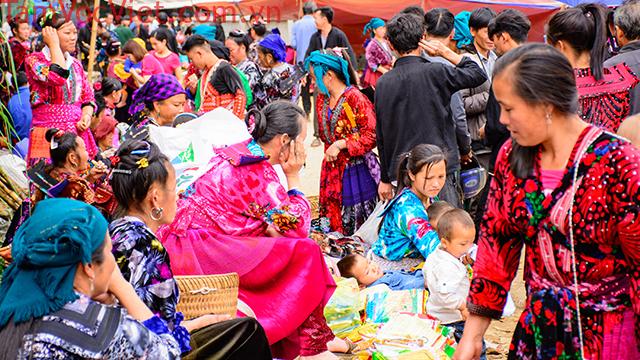 Chợ phiên Tả Sìn Thàng (Điện Biên): Nét văn hóa đặc sắc vùng Tây Bắc