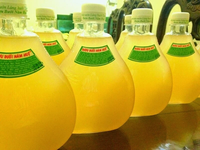 Rượu Bưởi (Pomelo Wine): Đặc Sản Việt Nam Mang Hương Vị Thanh Mát - Hạt Điều Kimmy Farm