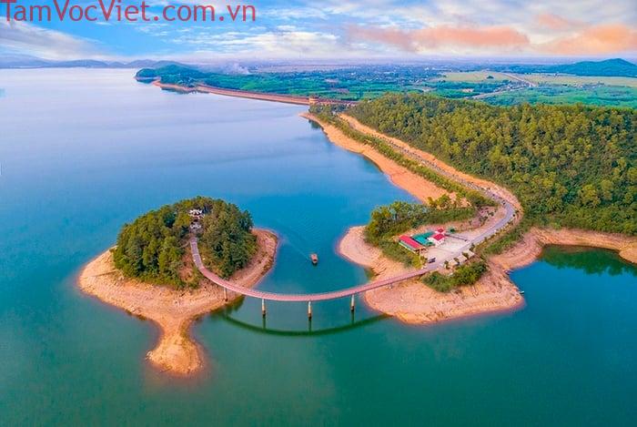 Thời tiết Hà Tĩnh và thời điểm du lịch lý tưởng trong năm
