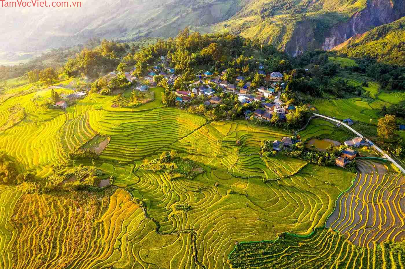 Y Tý phát triển du lịch bền vững kết hợp thiên nhiên và văn hóa Hà Nhì