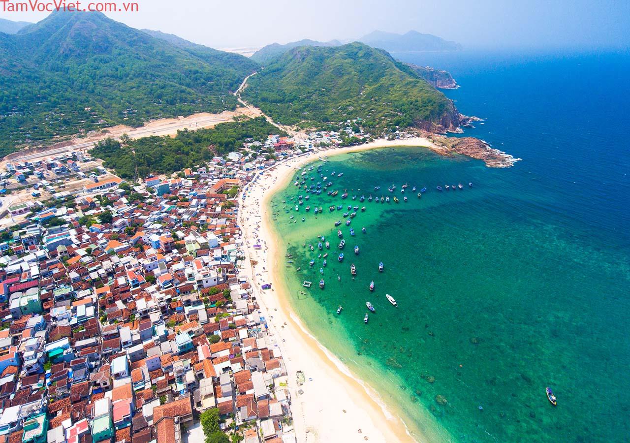 Quy Nhon Travel Guide | All You Need to Know for Your First Visit