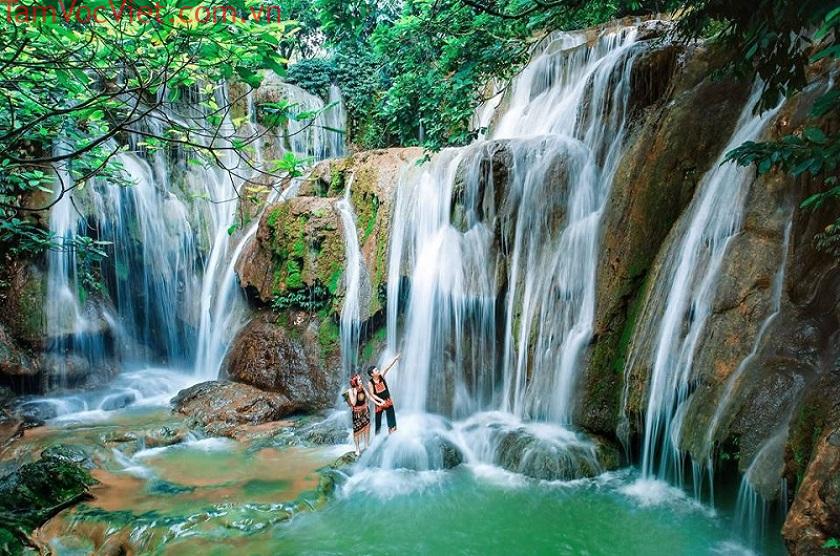 Kinh nghiệm du lịch Thác Dải Yếm- thuộc huyện Mộc Châu - BestPrice
