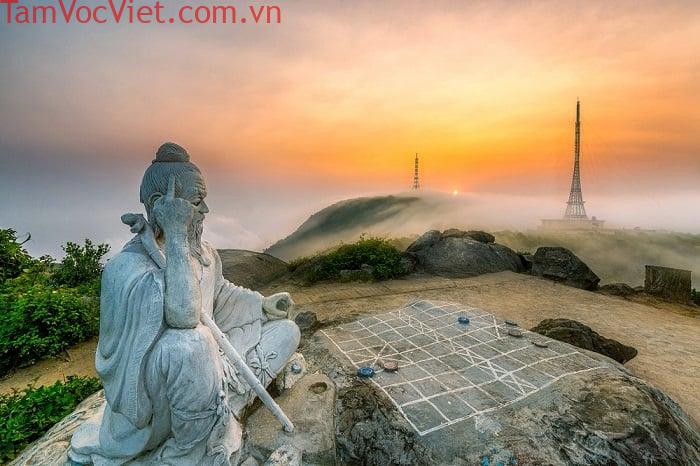 Đỉnh Bàn Cờ - “Nóc nhà” Đà Nẵng đáng để chinh phục