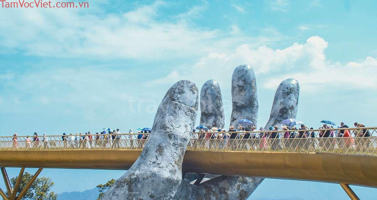 du-lich-da-nang-meo-chon-thoi-gian-va-dia-diem-ly-tuong-laho-cOzK