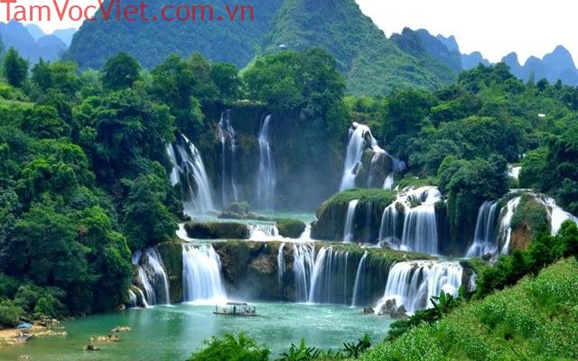 Thác Bạc - Điểm du lịch bất cứ du khách nào cũng muốn đến ở SaPa