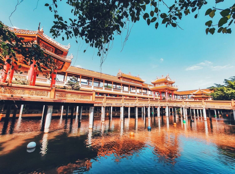Chùa Linh Ứng Bà Nà