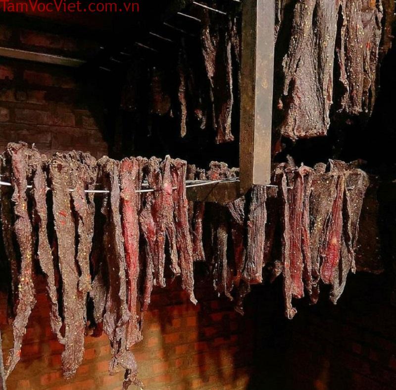 Thịt trâu gác bếp Hà Giang hương vị của núi rừng đậm đà khó quên