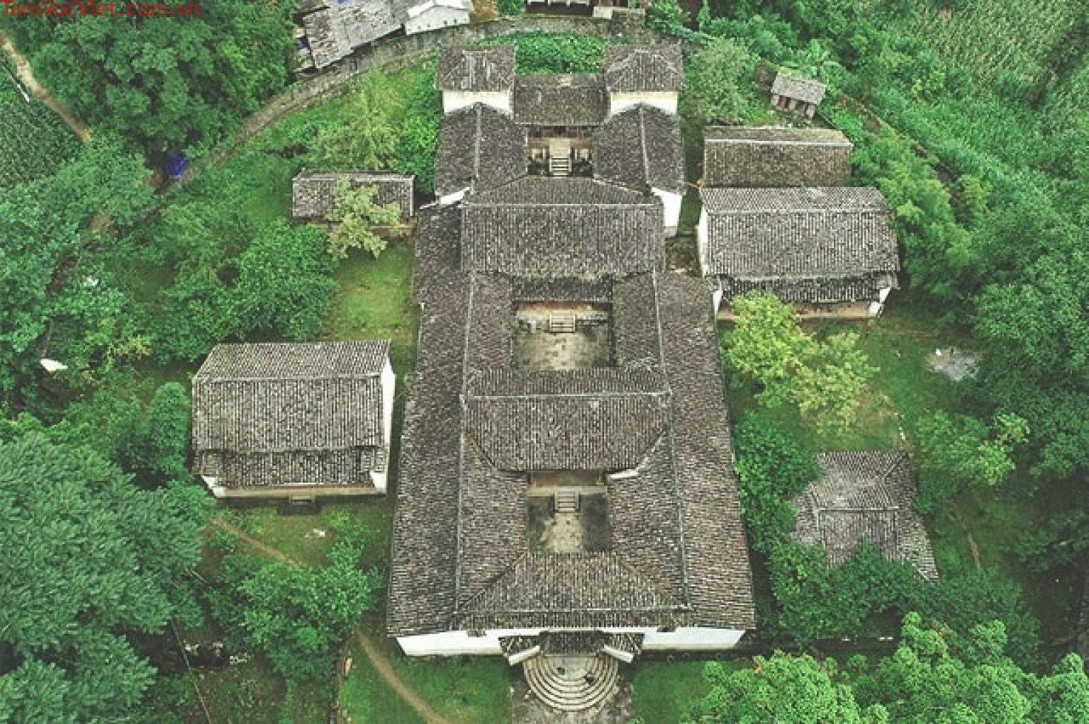 GIẢI MÃ BÍ ẤN DINH THỰ VUA MÈO Ở HÀ GIANG | Hanoitourist - Thương hiệu du  lịch uy tín từ 1963