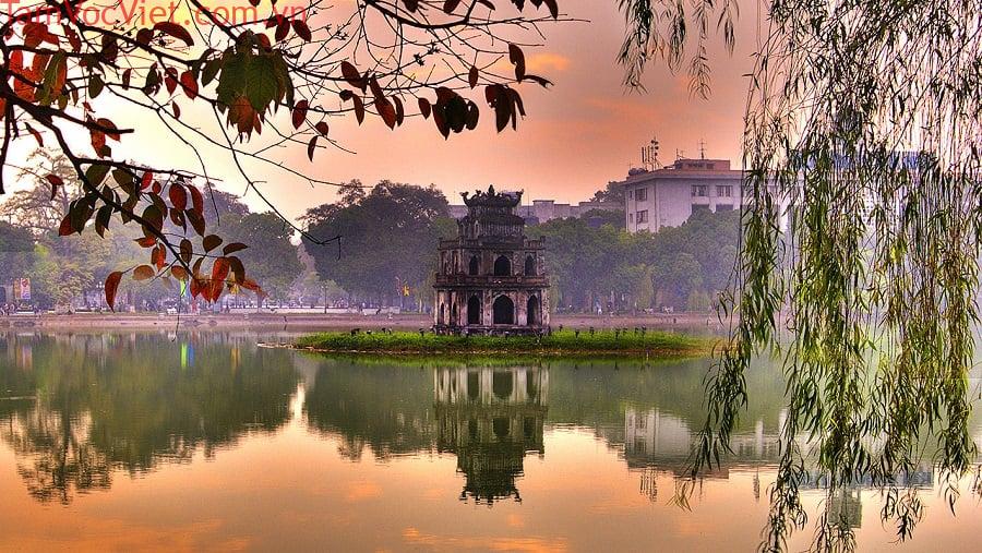 Hồ Hoàn Kiếm (Hồ Gươm): Kinh nghiệm tham quan từ A-Z