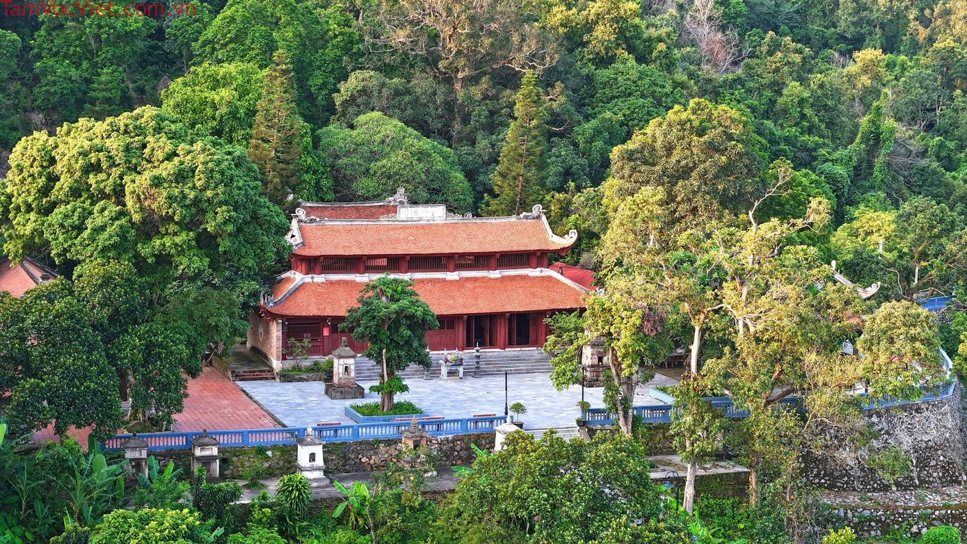 Chùa Thanh Mai – Ngôi chùa huyền bí trong rừng sâu ở Chí Linh, Hải Dương -  iVIVU.com