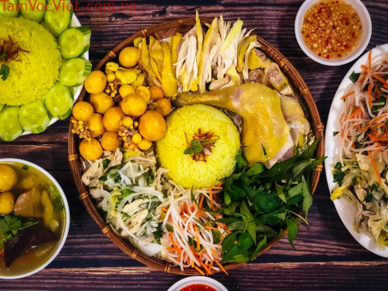 10 Địa chỉ cơm gà Tam Kỳ ngon nức tiếng có thể bạn chưa biết