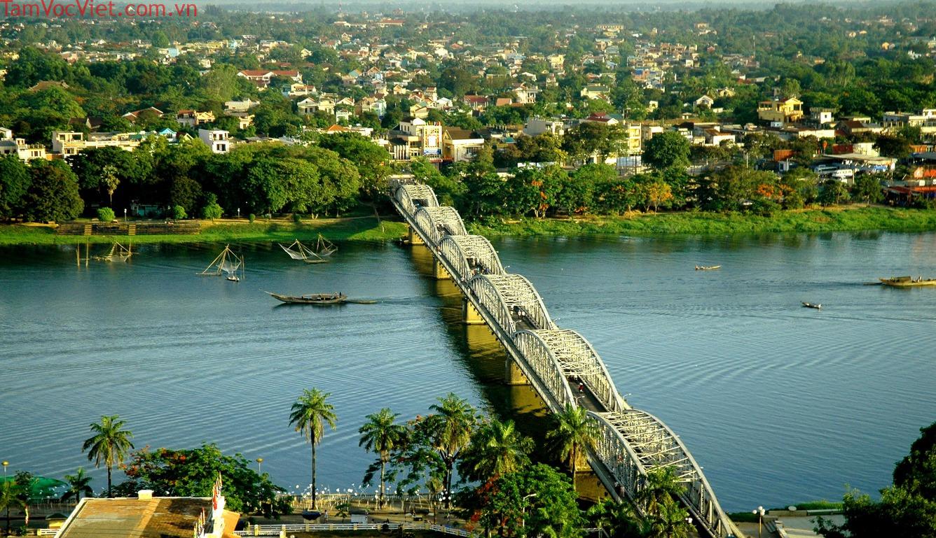 Du lịch sông Hương, Huế - Bản giao hòa thiên nhiên và văn hóa vùng đất kinh kỳ