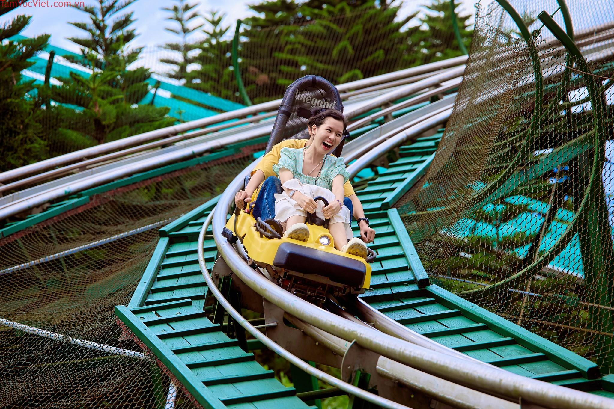 Máng trượt tốc độ 1&2 – SUN WORLD BA NA HILLS