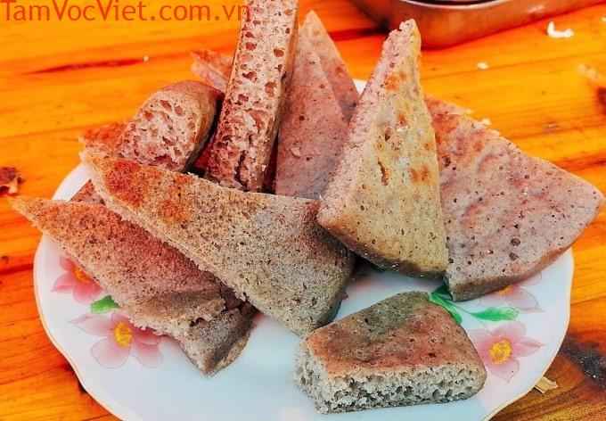 Lên cao nguyên đá Hà Giang thưởng thức hương vị bánh tam giác mạch