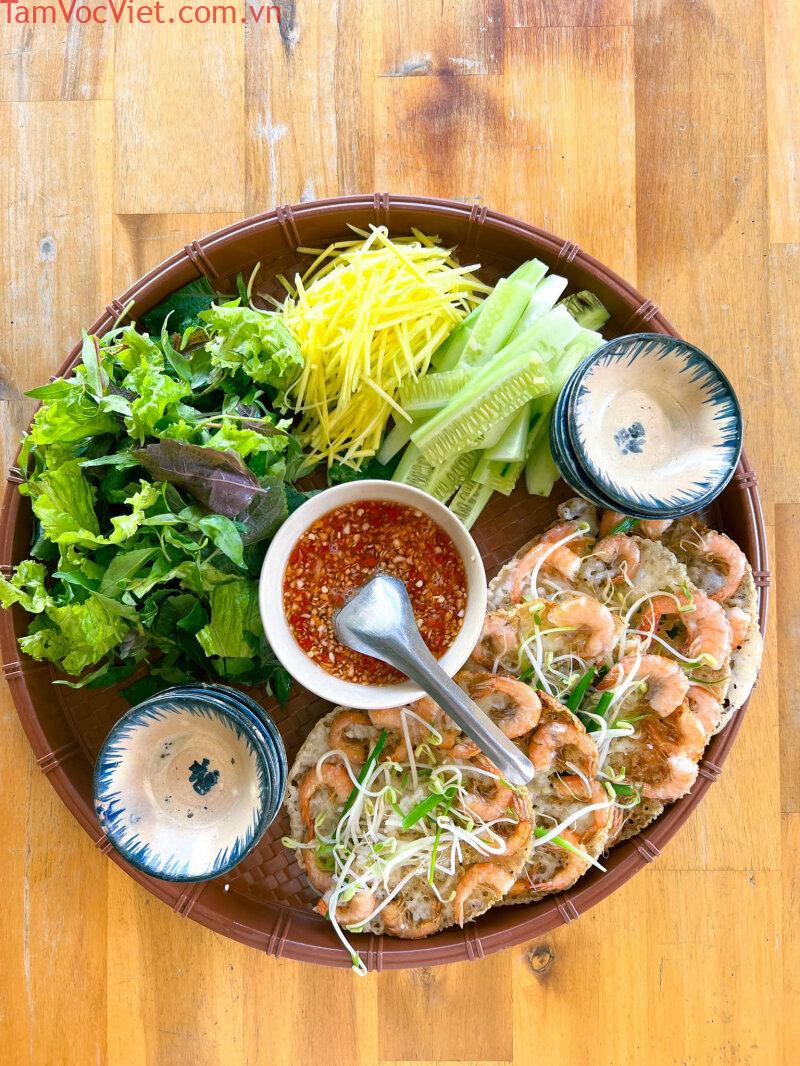 Bánh xèo tôm nhảy Quy Nhơn - Gợi ý 9 quán ngon nên thử
