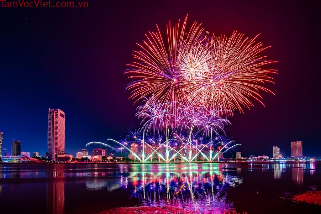 Lễ hội pháo hoa quốc tế Đà Nẵng 2024 với chủ đề “Kết nối toàn cầu – Rạng rỡ năm châu”