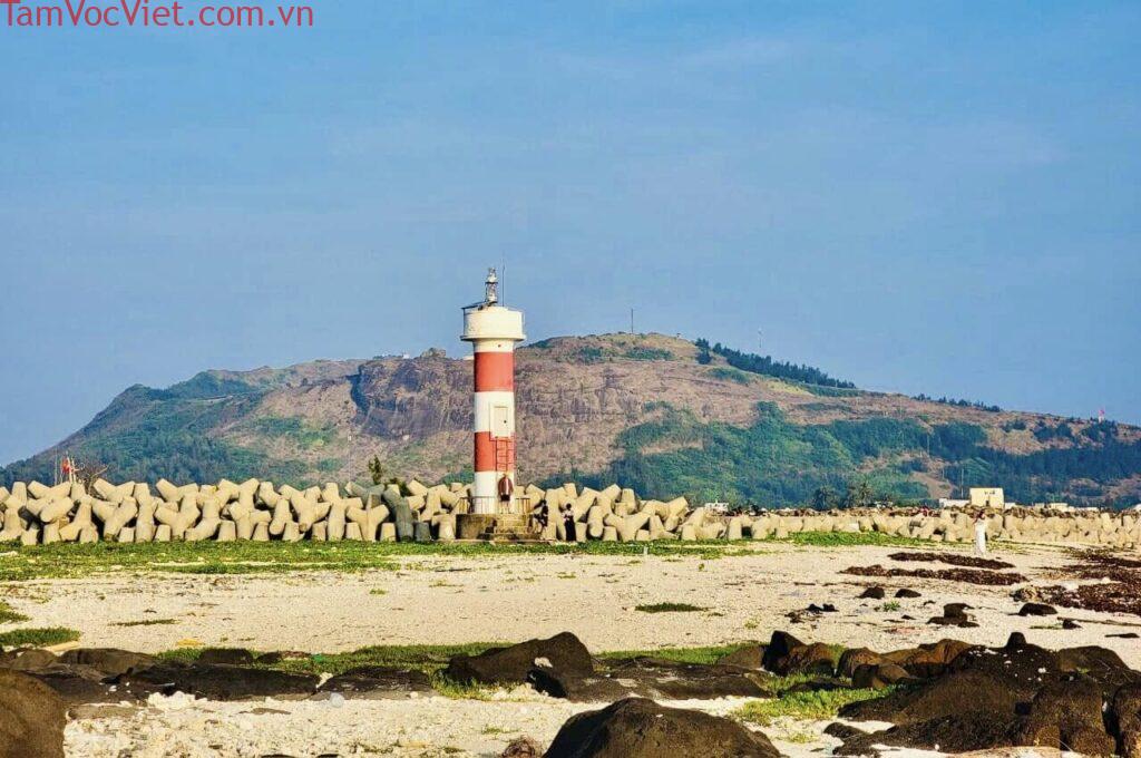 Hòn Mù Cu (Cù Mu) Lý Sơn – Điểm đón bình minh đẹp nhất đảo Lý Sơn