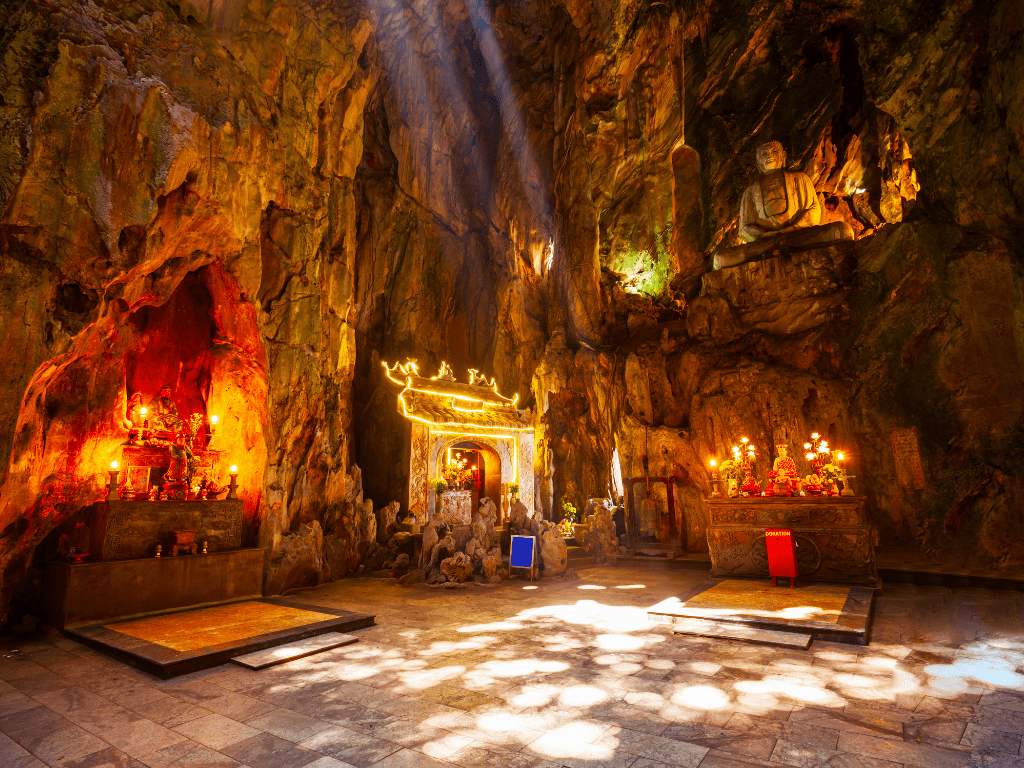 Động Huyền Không Đà Nẵng - Nơi hội tụ giá trị tâm linh lịch sử