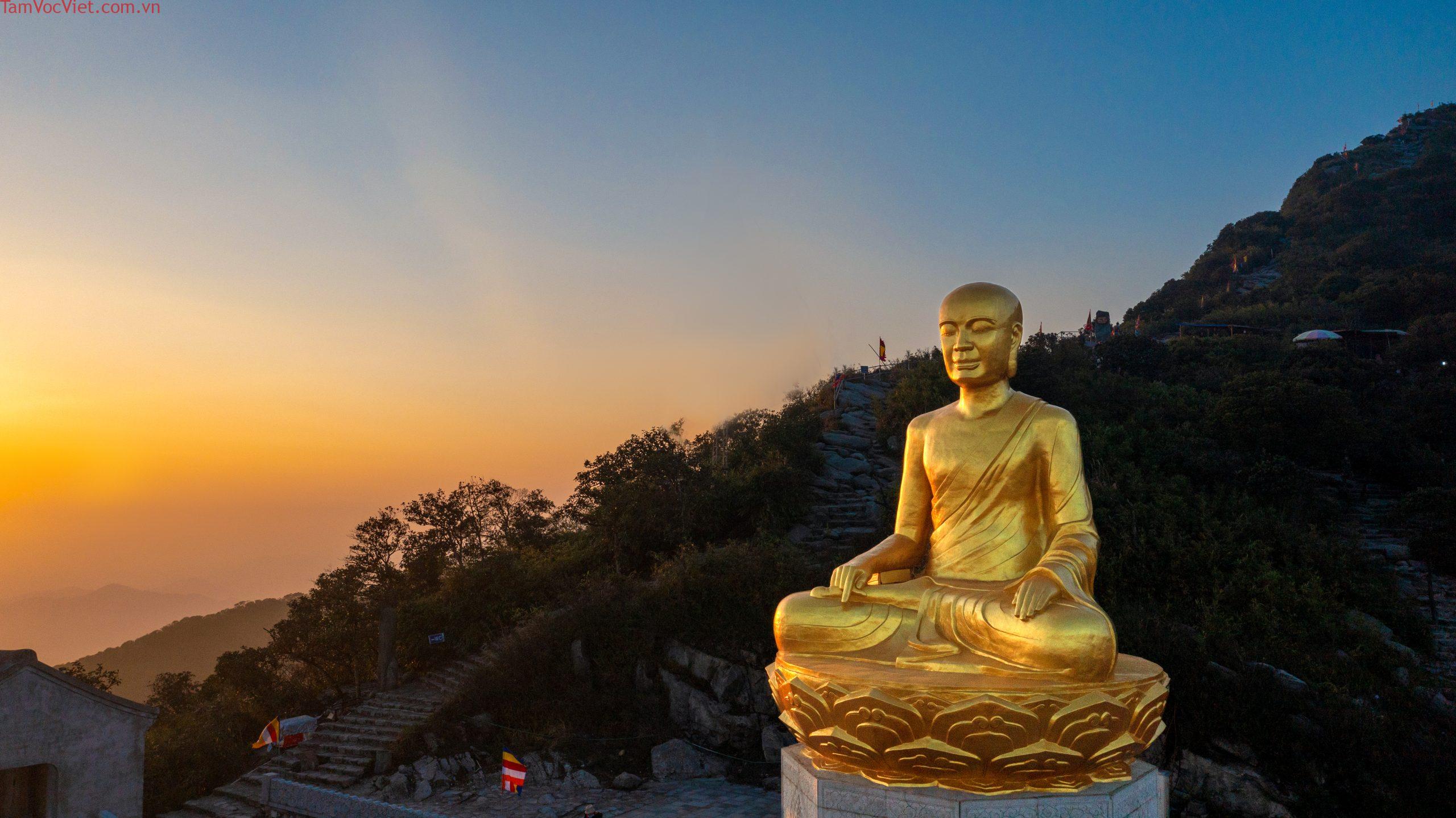 Bảo tượng Phật Hoàng Trần Nhân Tông