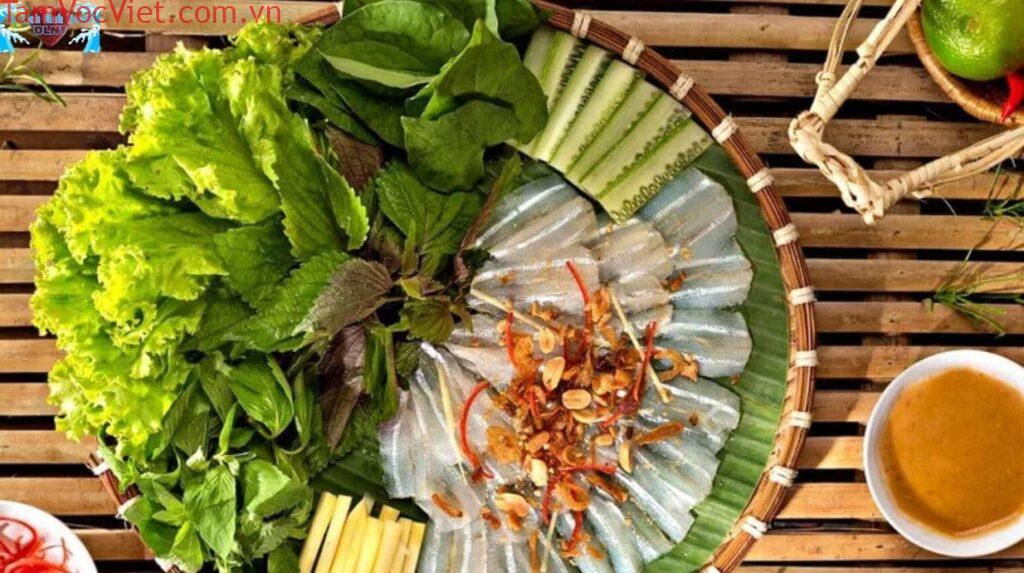 Gỏi cá mai – Đặc sản Ninh Thuận níu chân du khách yêu biển