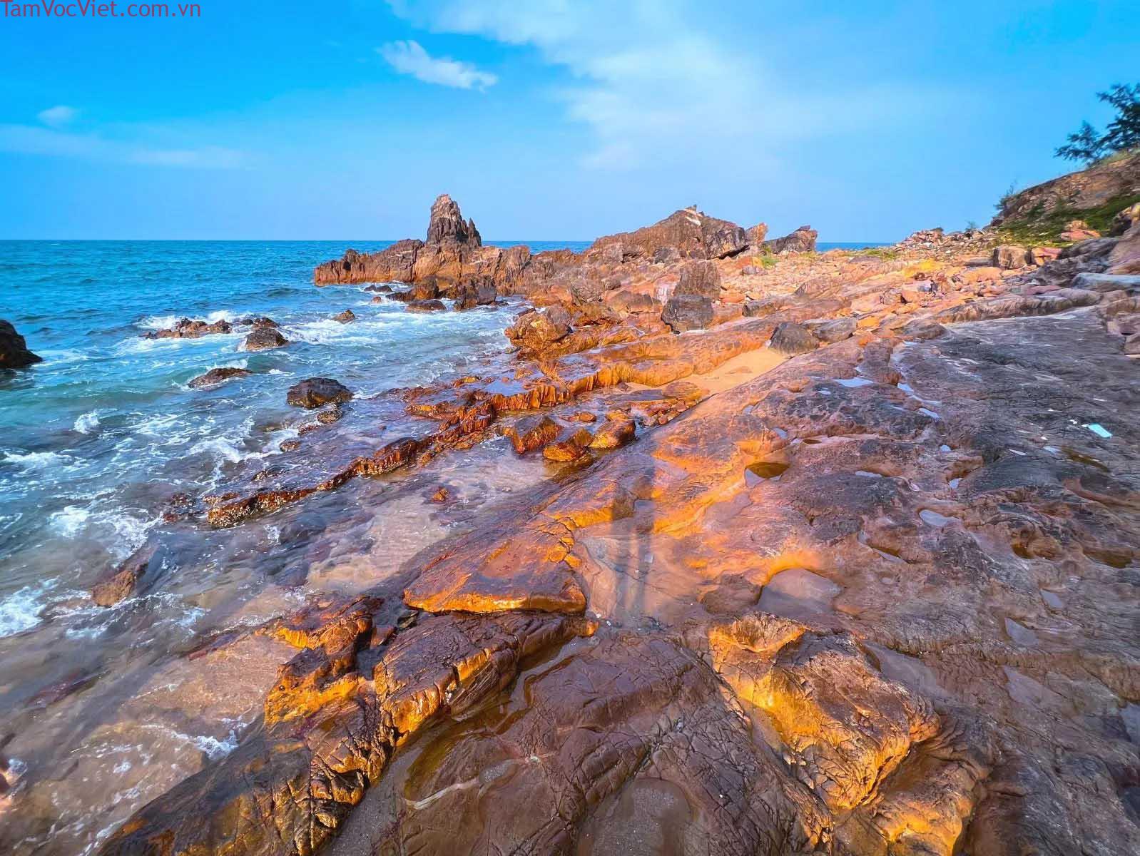 Bãi Đá Nhảy Quảng Bình