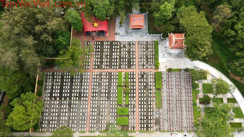 Nơi yên nghỉ của những anh hùng: Nghĩa trang liệt sĩ Trường Sơn | Phongnha Discovery Tours