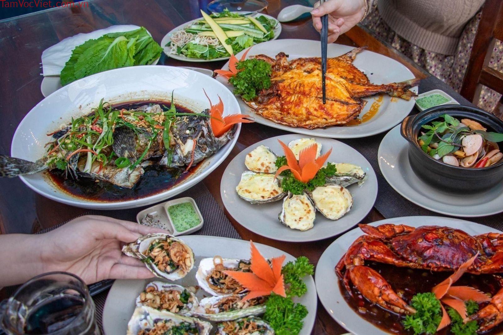 Top 3 quán hải sản tươi ngon ở Cửa Tùng