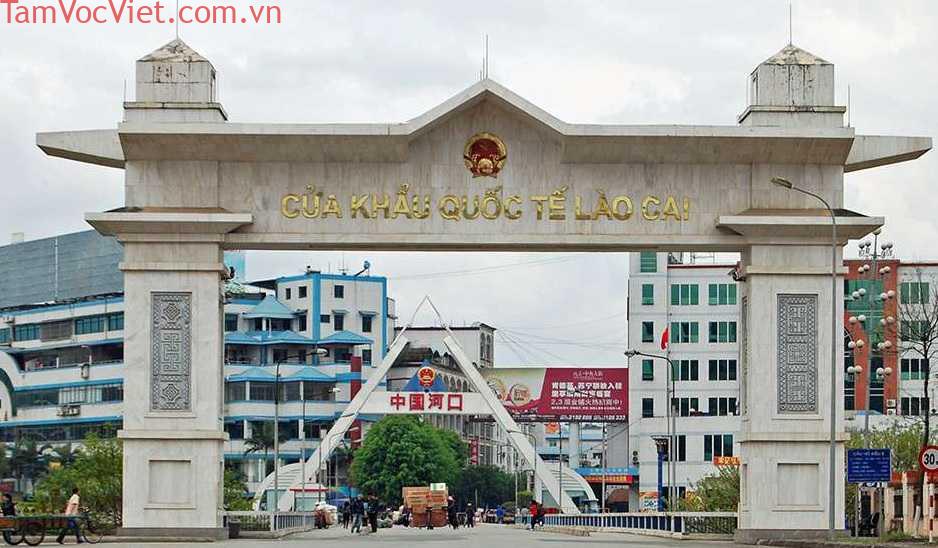 Cửa khẩu quốc tế Lào Cai.