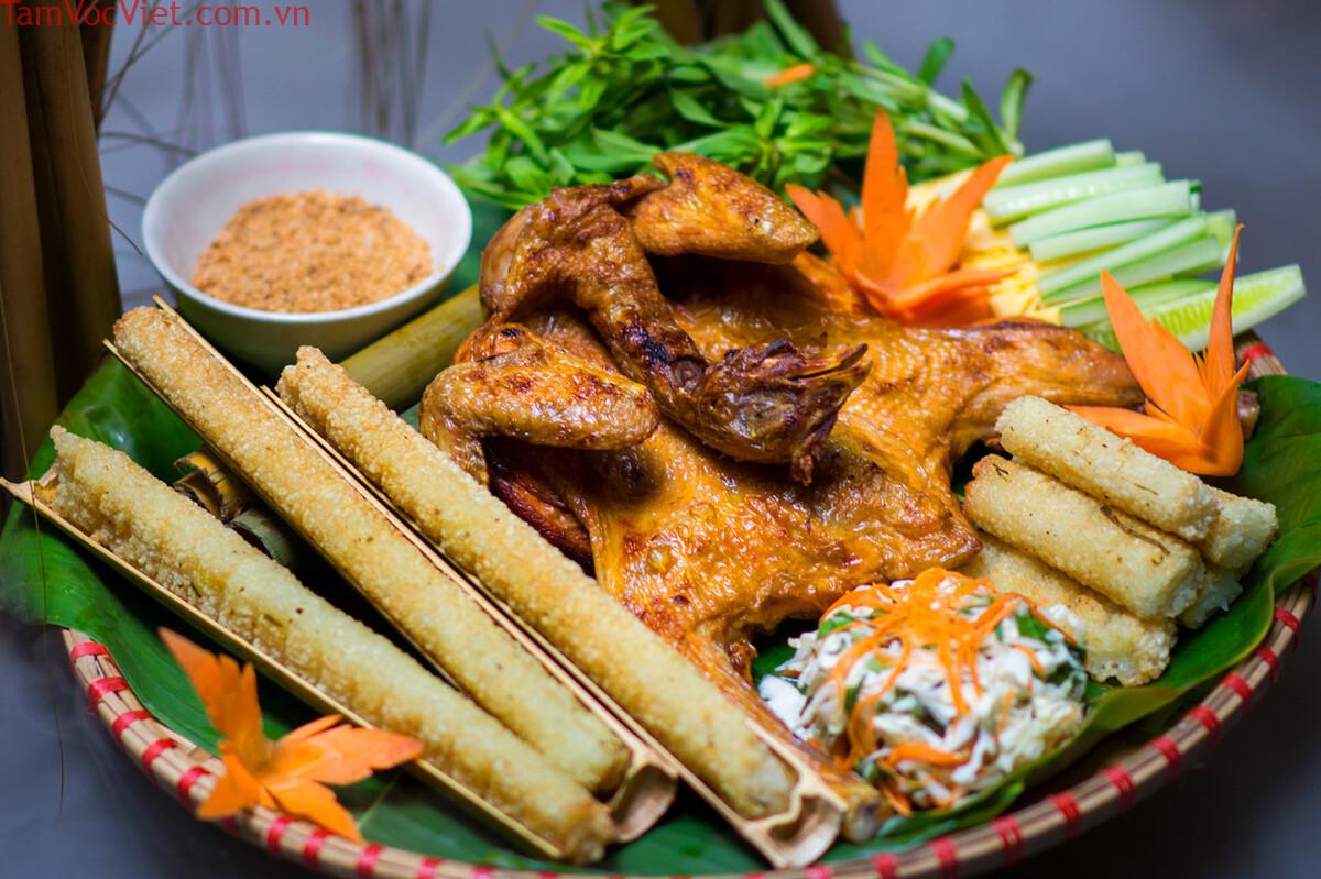 8 quán gà nướng cơm lam Sài Gòn ngon, thịt mềm thơm phức – VinWonders