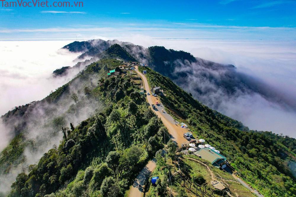Cẩm nang du lịch Tà Xùa 2025 – Kinh nghiệm săn mây từ A–Z - VietTourist -  Chuyên tổ chức tour du lịch chất lượng cao