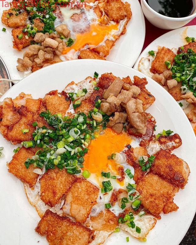 Bột chiên Sài Gòn: 10 quán ngon nổi tiếng và cách làm chuẩn vị – VinWonders