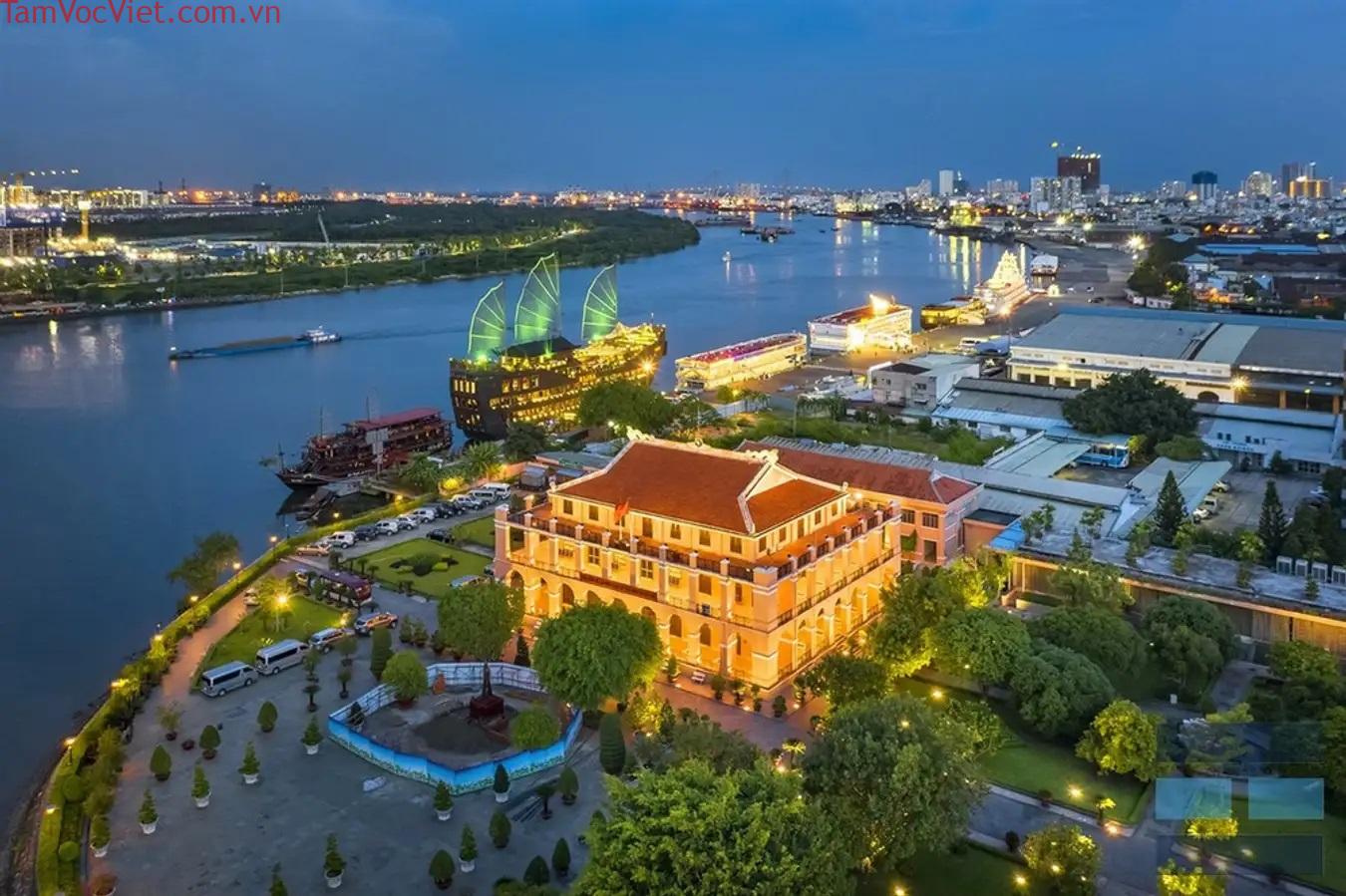 Bến Nhà Rồng nơi Bác Hồ ra đi tìm đường cứu nước